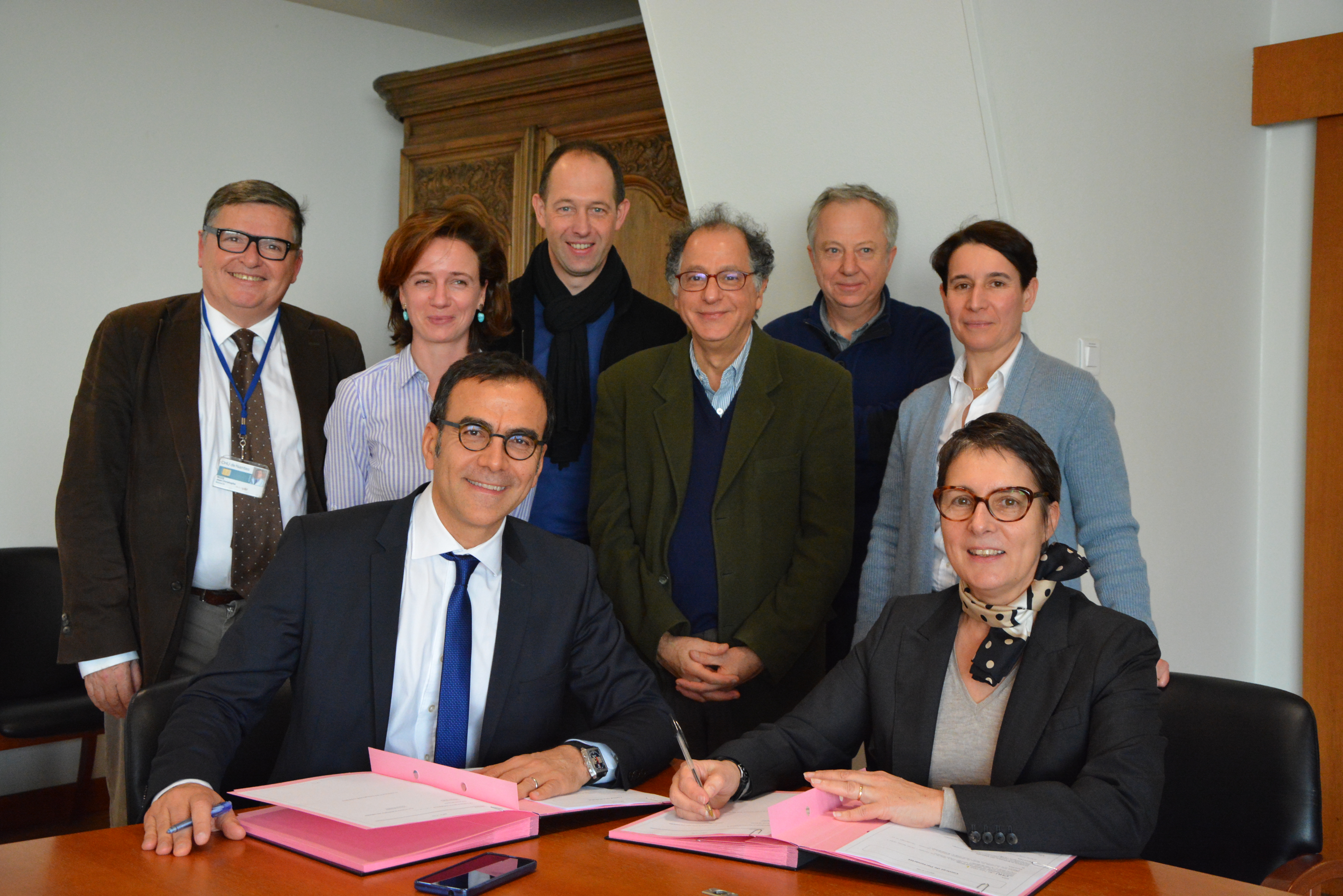 Philippe Sudreau, directeur général du CHU de Nantes et Isabelle Sablereau, présidente de la Laiterie de Montaigu