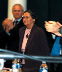 8 mars 2006 - Simone Veil inaugure le centre qui porte son nom