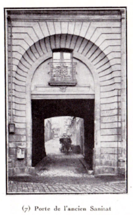 porte du Sanitat