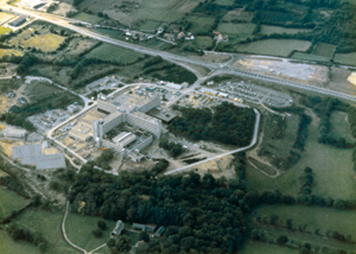 l'hôpital Nord Laennec en 1983, quelques mois avant son ouverture